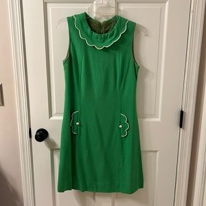 Vintage Craely Medium green dress. Style is similar to Kate spade